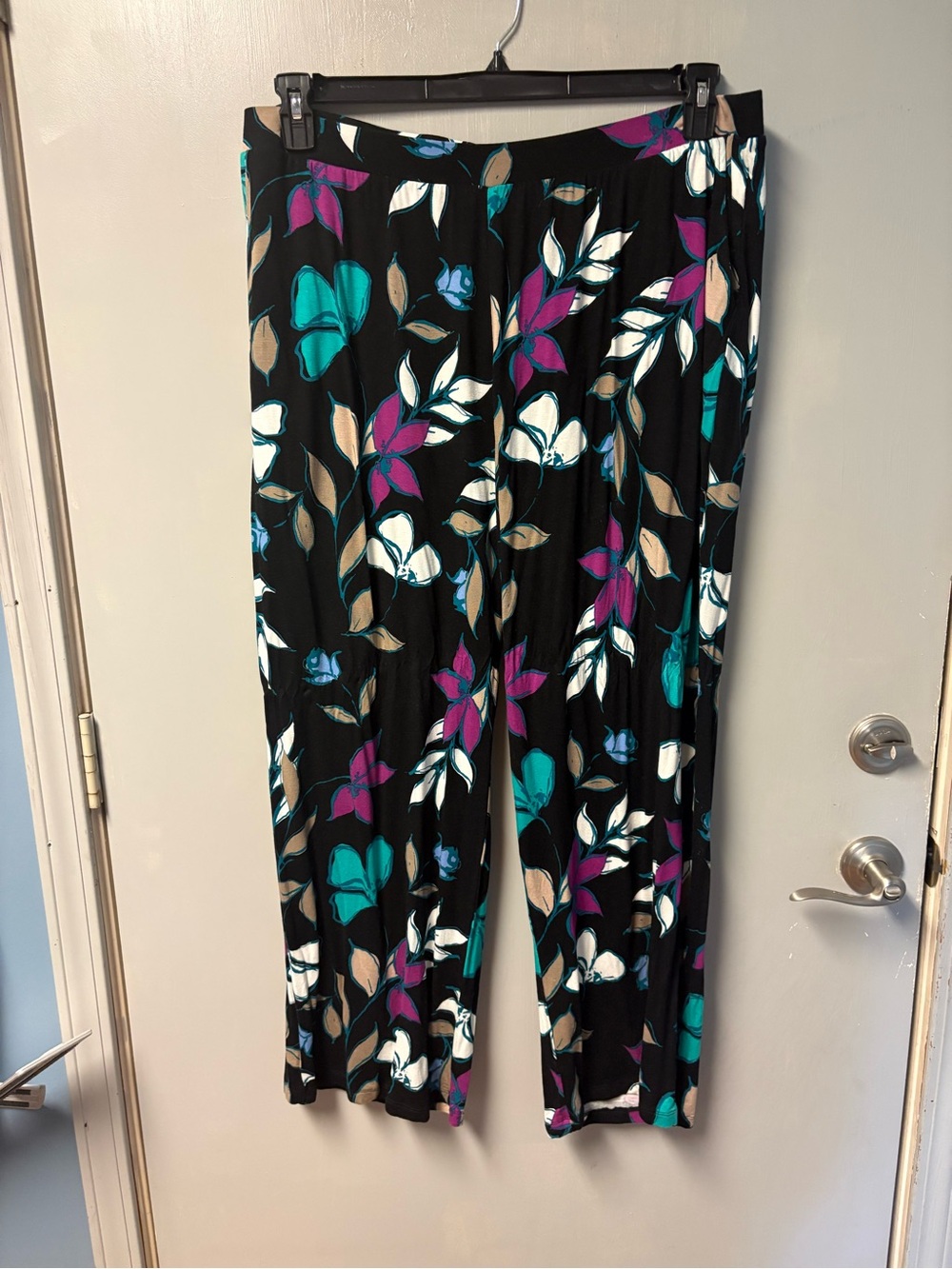 Women’s Black Floral Wide-Leg Pants - Teal & Magenta Size 2x